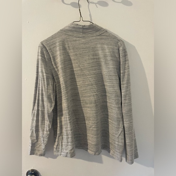Light grey turtle neck, petite large - Picture 3 of 3